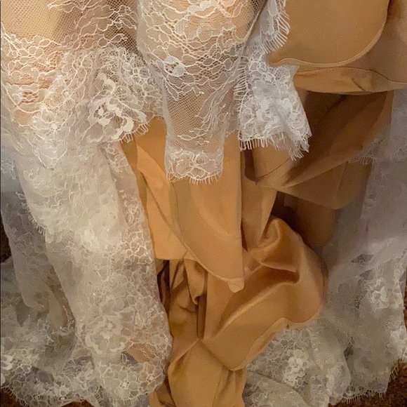 $1,485 NWT Lace Wedding Bridal Dress - Picture 10 of 16